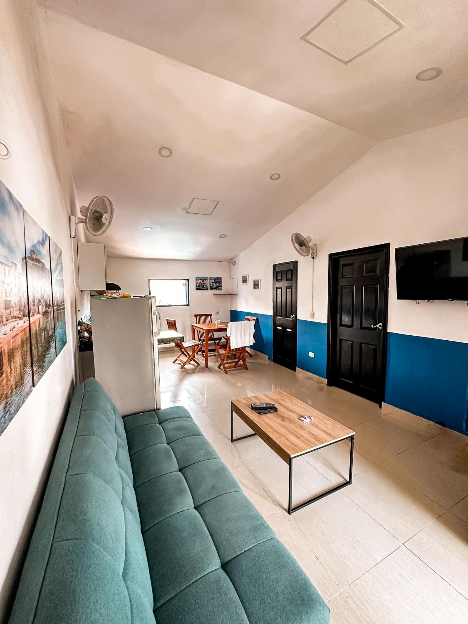 Casa Del Puerto Hostel & Suites Cartagena Bilik gambar