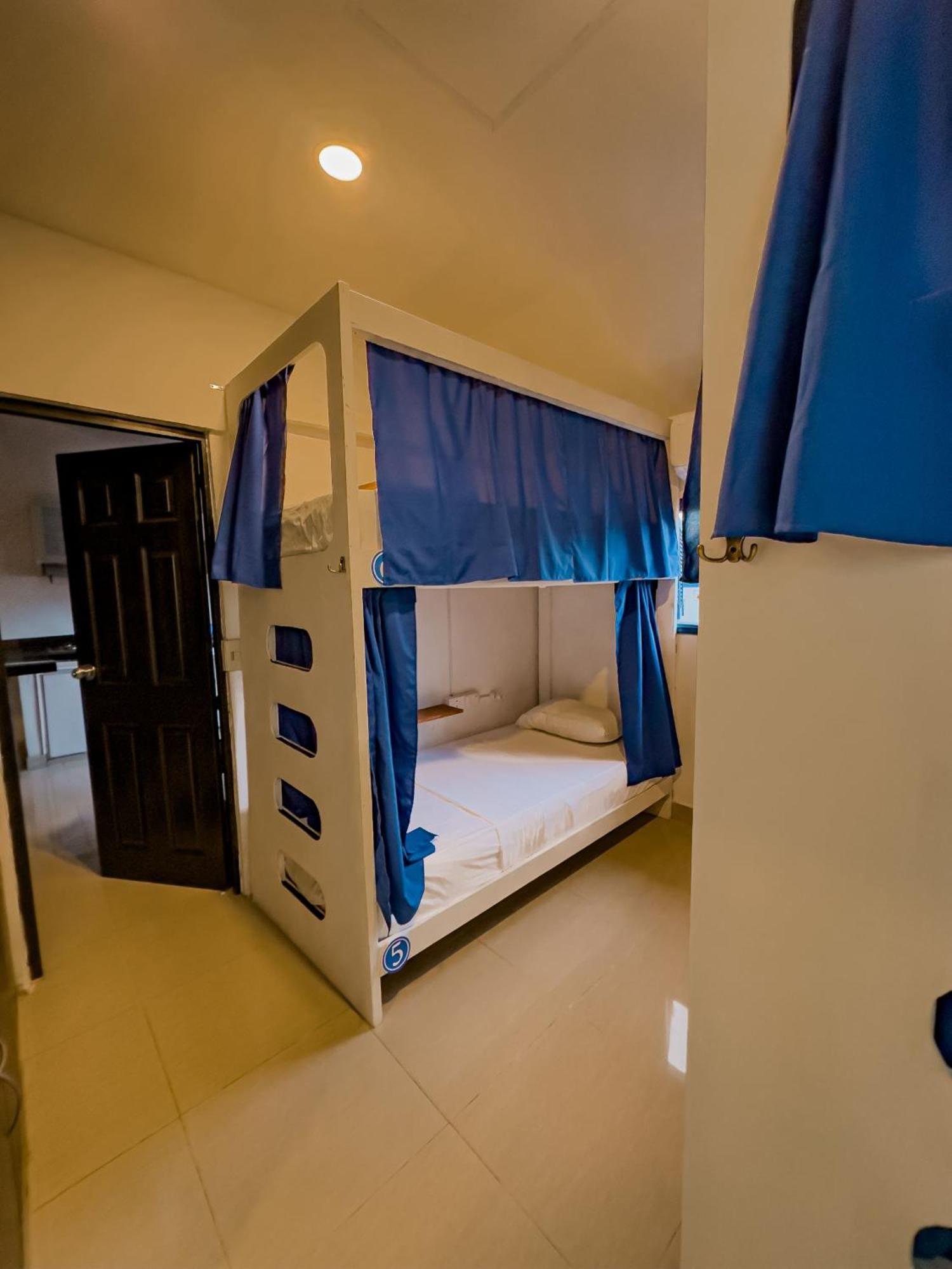 Casa Del Puerto Hostel & Suites Cartagena Bilik gambar